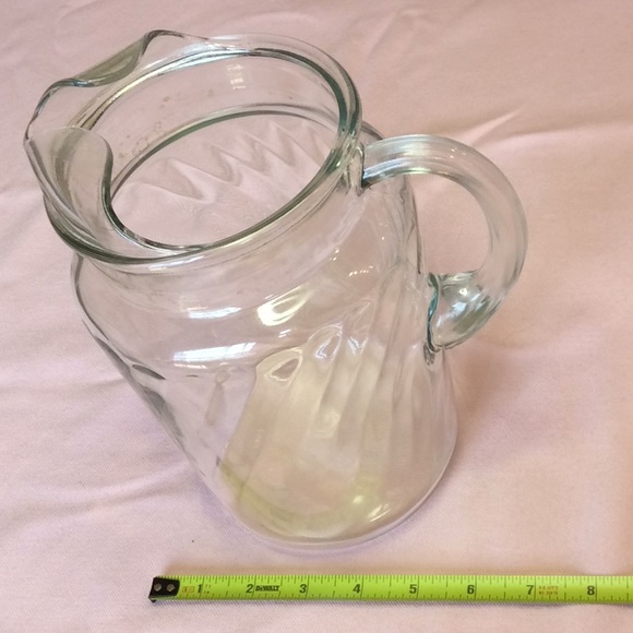 FINAL SALE PRICE Godinger SP Trivet + Glass Pitcher - Picture 2 of 7
